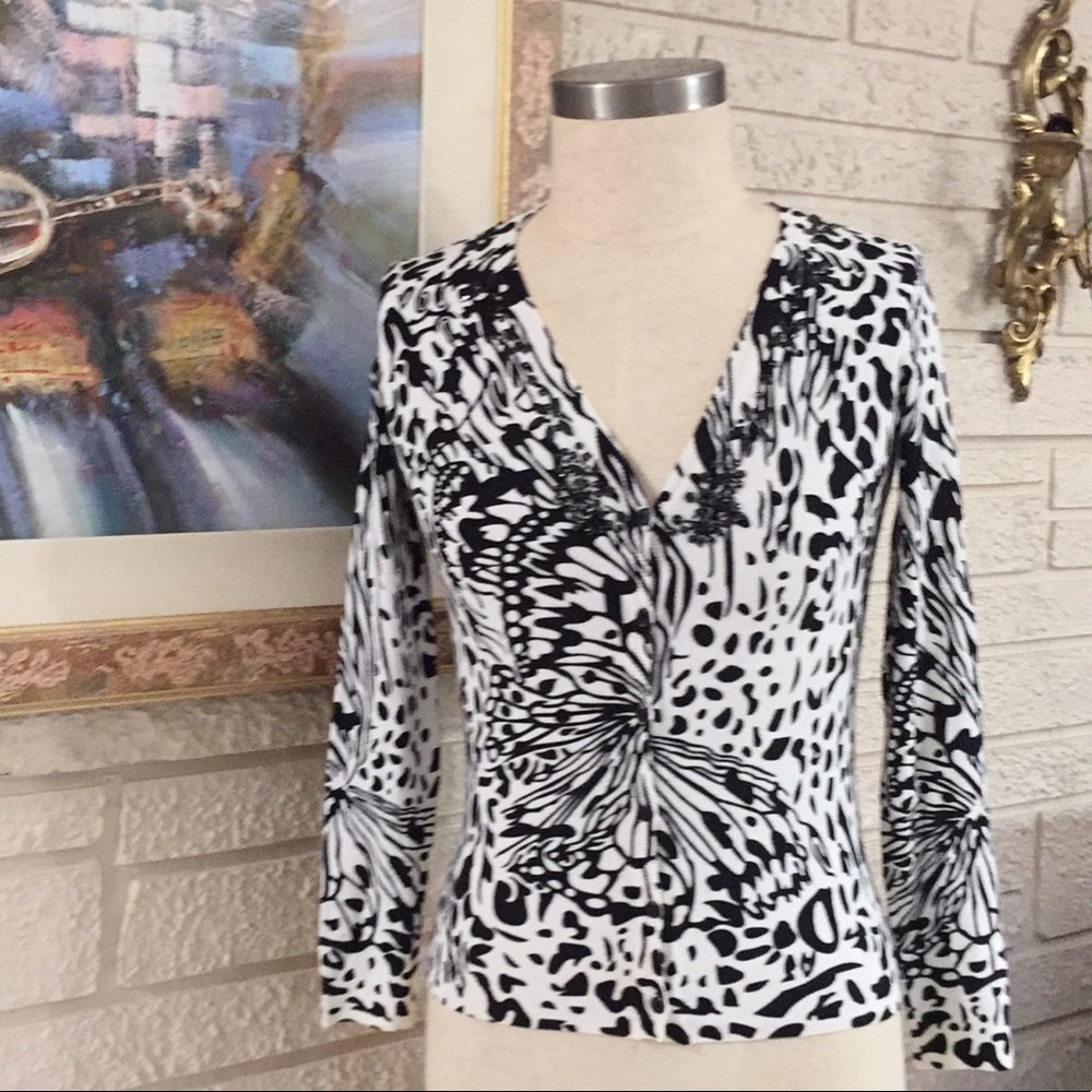 Vertigo Paris V-Neck Beaded Butterfly Sweater Top
